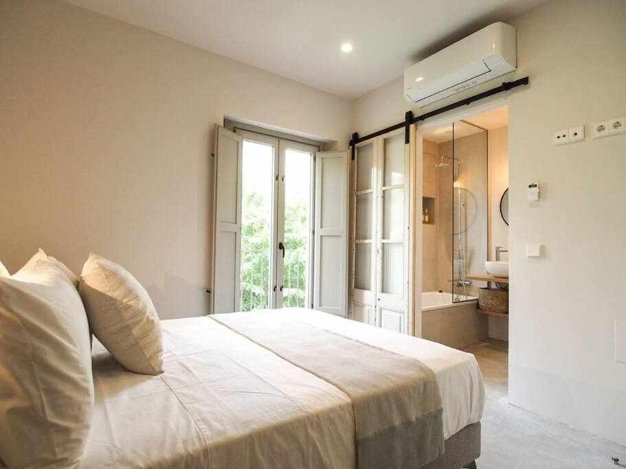 Velo Vern 3 Luxury Penthouse W Views Of City Wall ジローナ エクステリア 写真